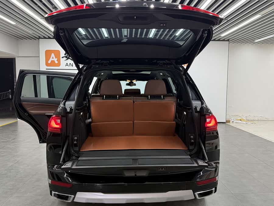 BMW X7 2020 immagine di auto #6