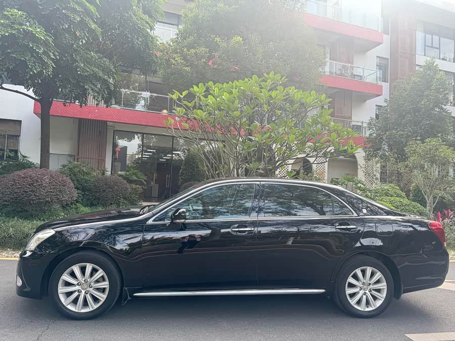 丰田 皇冠 2012 汽车图片 #6