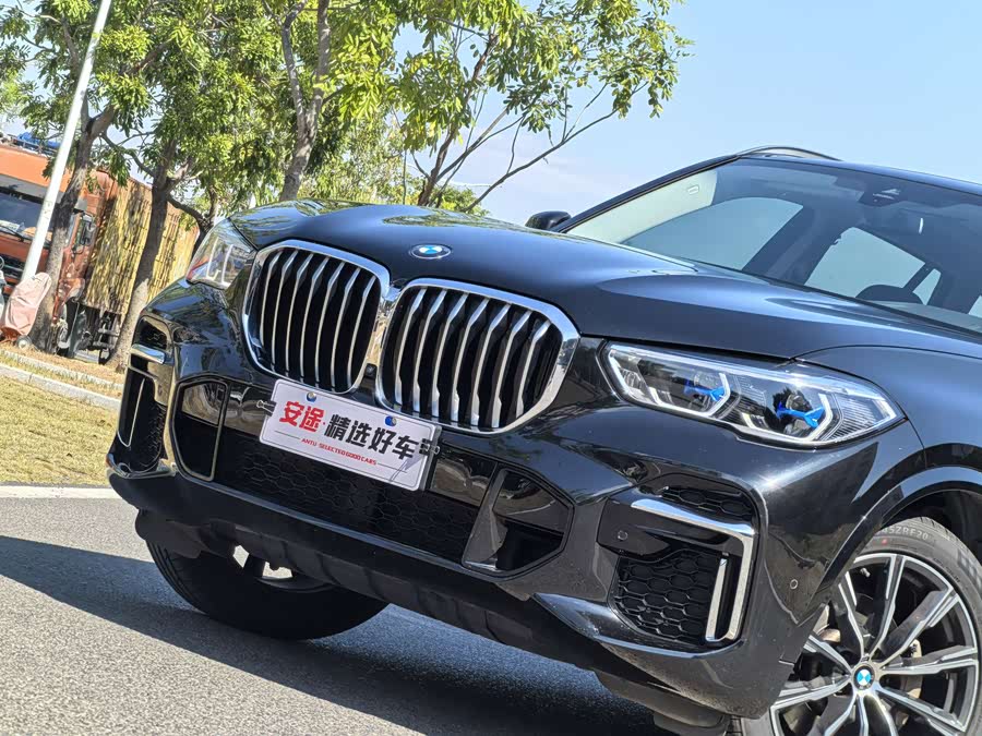 BMW X5 2022 car image #6