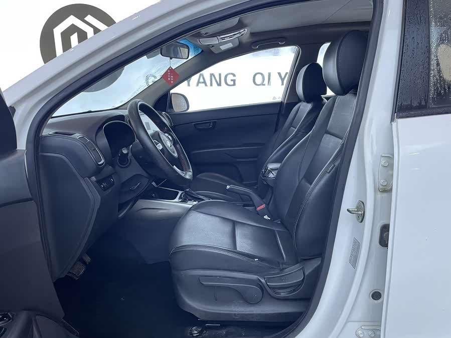 Kia Stonic 2018 image de voiture #6