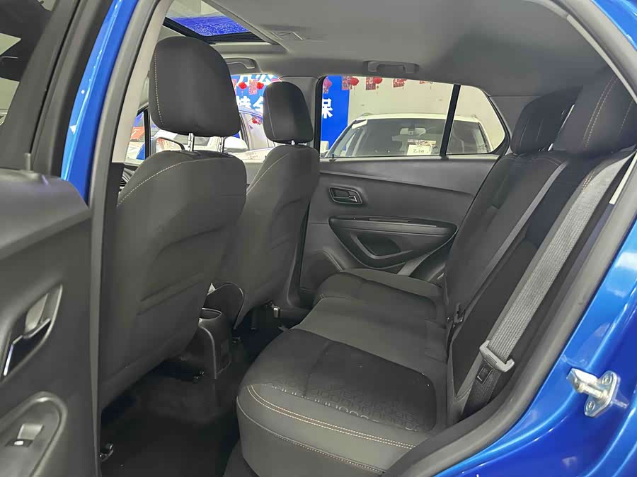 Chevrolet Tracker 2017 car image #6