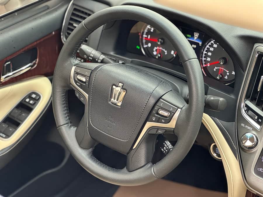 丰田 皇冠 2016 汽车图片 #6