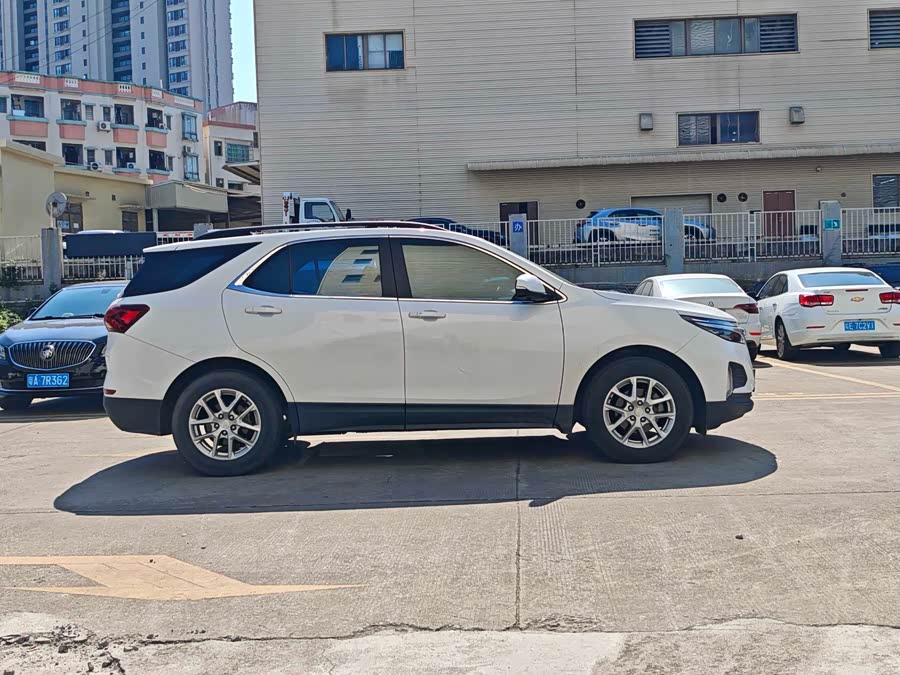 Chevrolet Equinox 2020 #6 Chevrolet Equinox 2020 car image #6