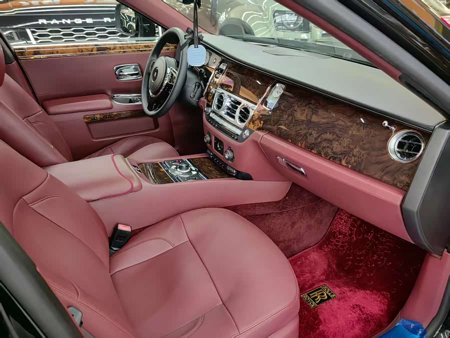 Rolls-Royce Ghost 2011 car image #6