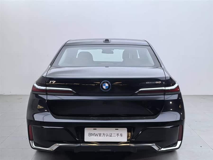 BMW i7 2025 image de voiture #6