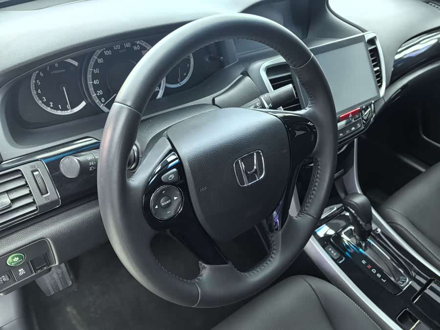 Honda Accord 2016 #6 Honda Accord 2016 car image #6