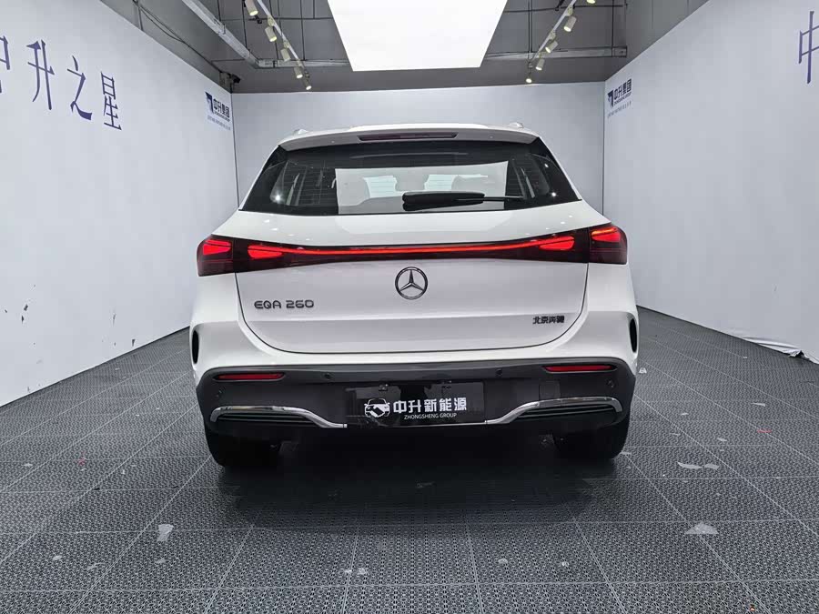 Mercedes-Benz EQA Class 2025 صورة سيارة #6