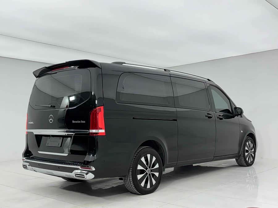 Mercedes-Benz Vito 2023 car image #6