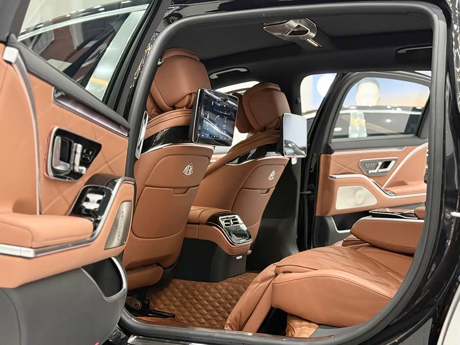 Mercedes-Benz Maybach S Class 2022 car image #6