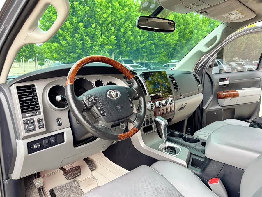 Toyota Tundra 2013 immagine di auto #6