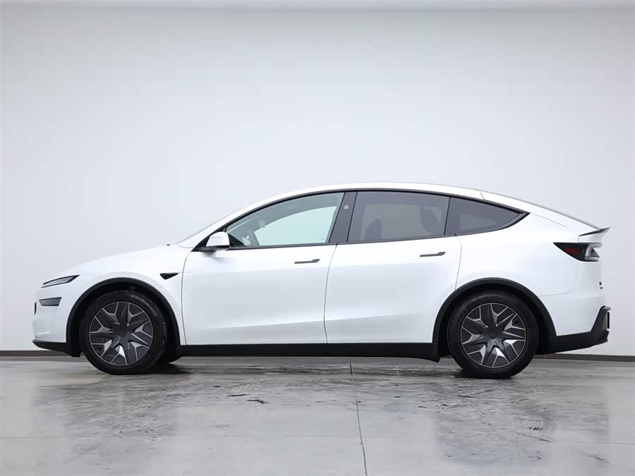 特斯拉 Model Y L 2025 汽车图片 #6
