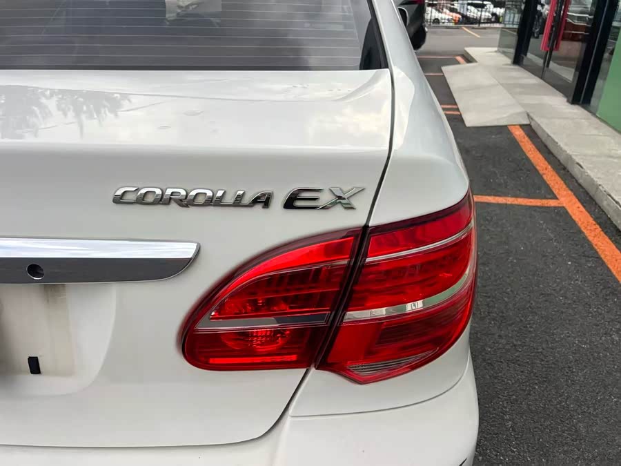 Toyota Corolla (Classic) 2014 immagine di auto #6