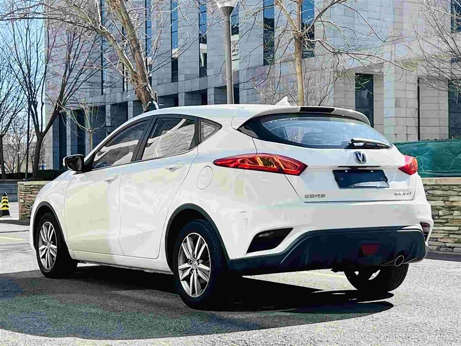 Changan Eado XT 2017 car image #6