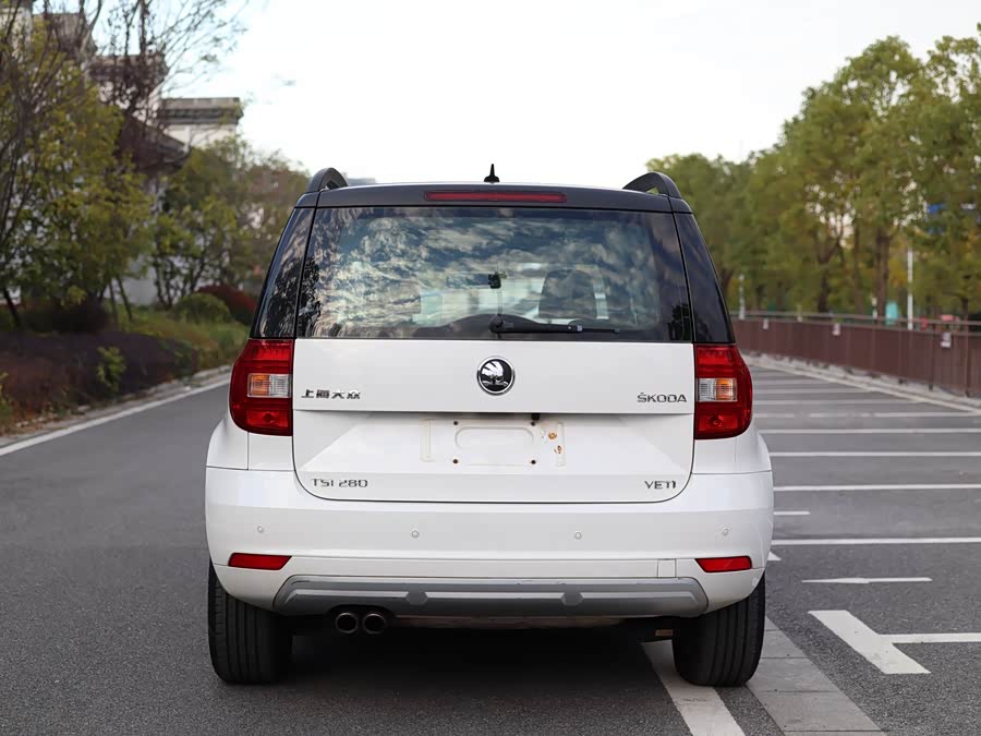 Skoda Yeti 2016 car image #6