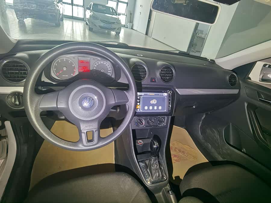 Volkswagen Jetta 2013 immagine di auto #6