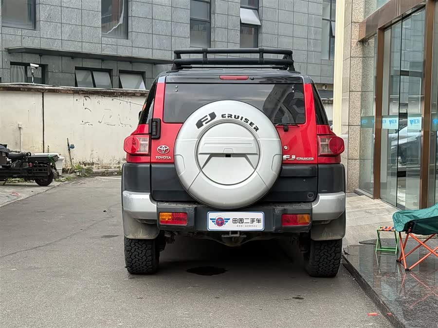 Toyota FJ Cruiser 2012 car image #6