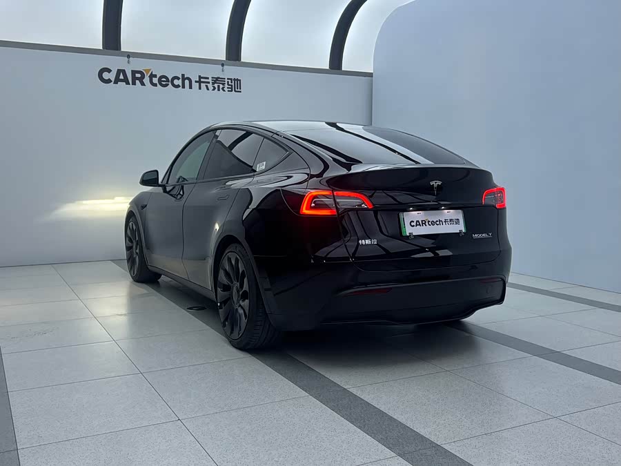 Tesla Model Y 2022 #6 Tesla Model Y 2022 car image #6