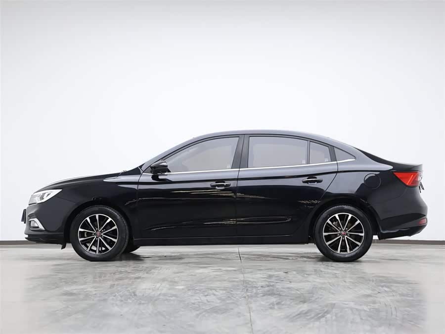 Roewe i5 2020 #6 Roewe i5 2020 car image #6