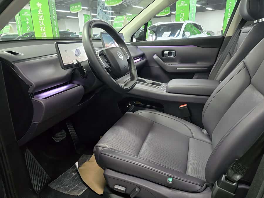 零跑汽车 零跑C10 2025 汽车图片 #6