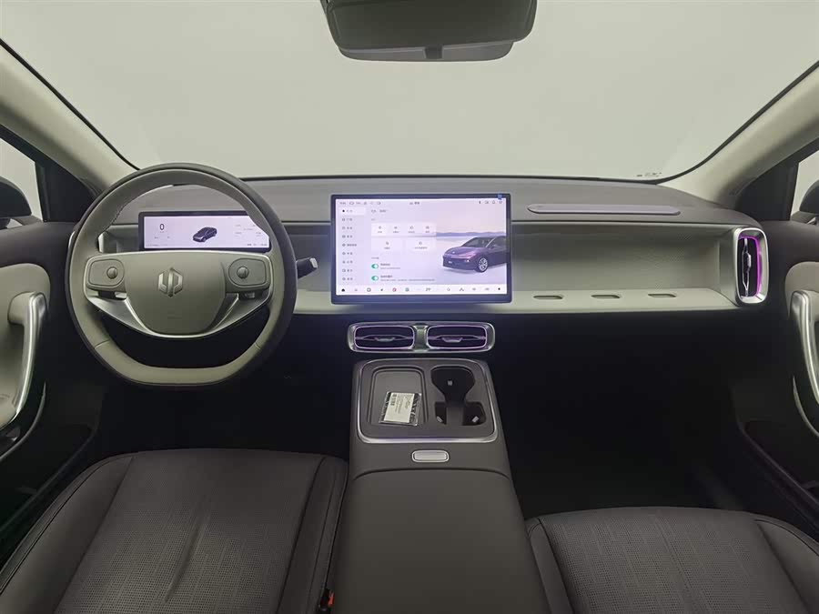 零跑汽车 零跑B01 2025 汽车图片 #6