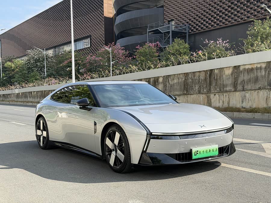 小鹏 小鹏P7 2025 汽车图片 #6