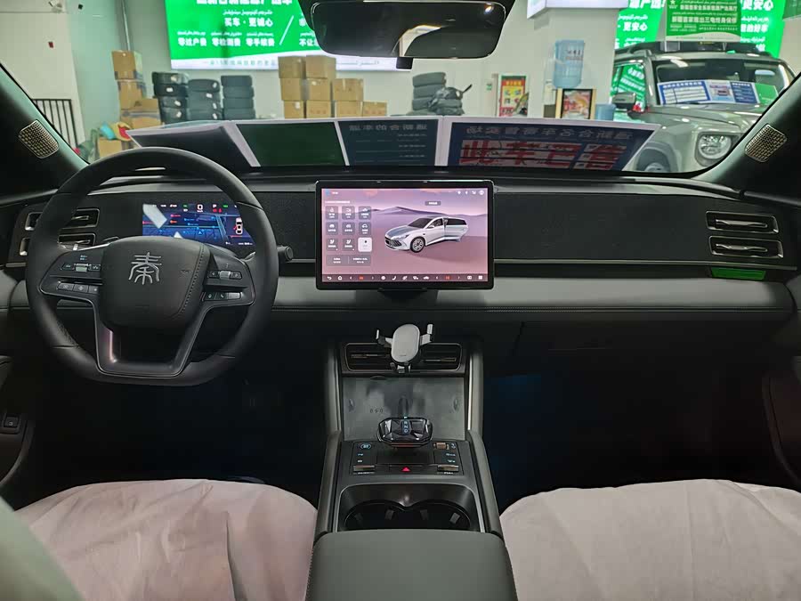 BYD Qin L 2025 #6 BYD Qin L 2025 car image #6