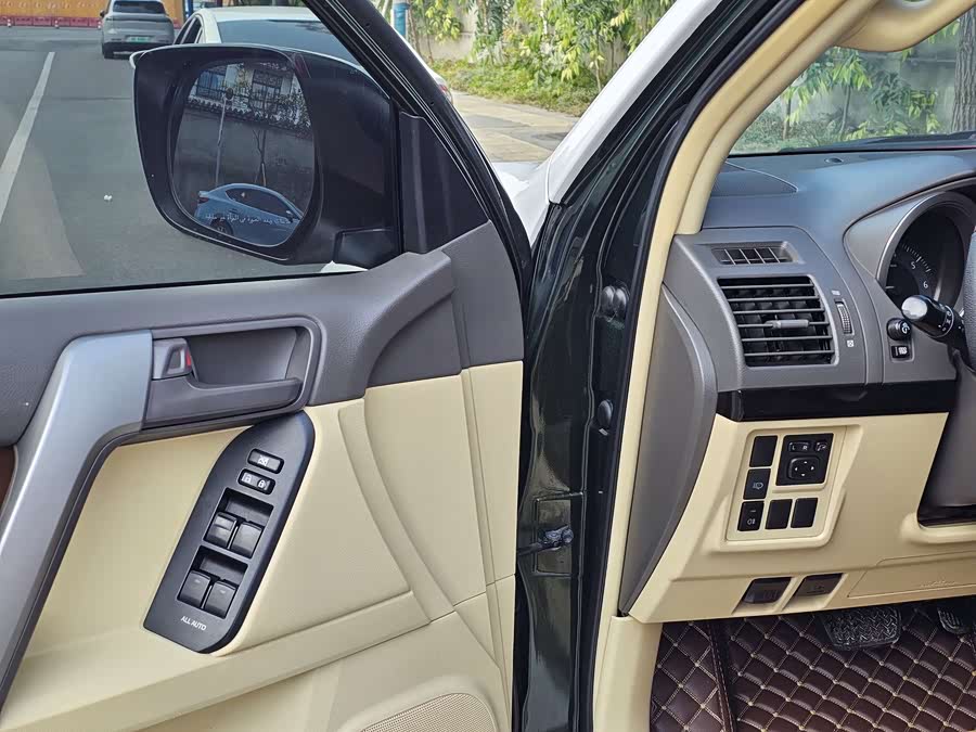 Toyota 2015 #6 Toyota 2015 car image #6