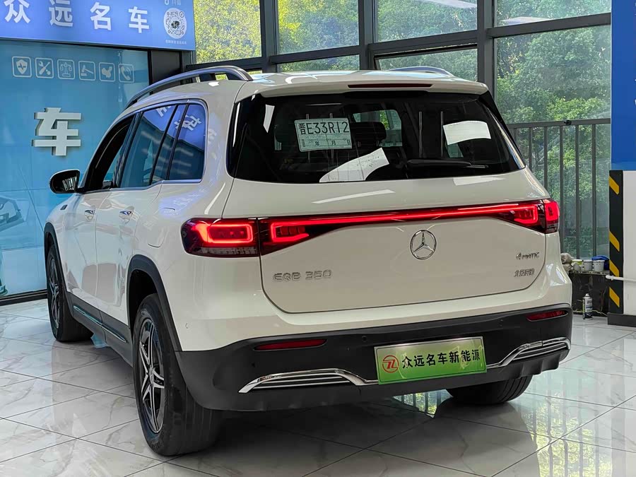 Mercedes-Benz EQB Class 2023 #6 Mercedes-Benz EQB Class 2023 car image #6