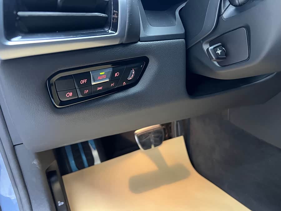 BMW 8 Series 2023 #6 BMW 8 Series 2023 car image #6