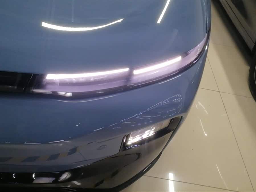 零跑汽车 零跑B01 2025 汽车图片 #6