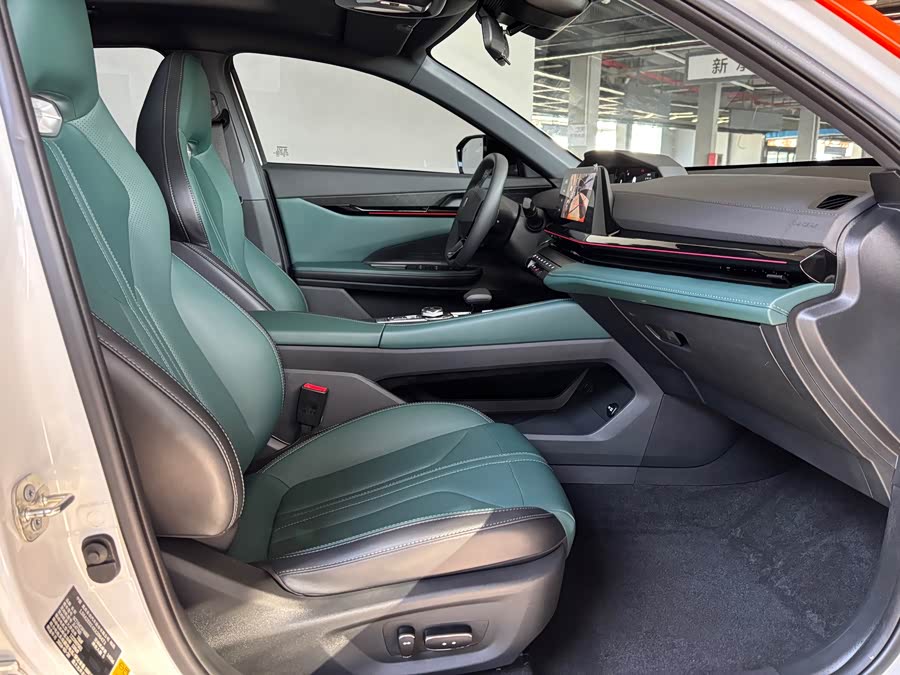 Changan UNI-V iDD 2024 #6 Changan UNI-V iDD 2024 car image #6