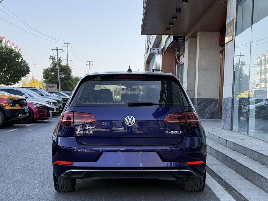 Volkswagen Golf Pure Electric 2020 #6 Volkswagen Golf Pure Electric 2020 car image #6