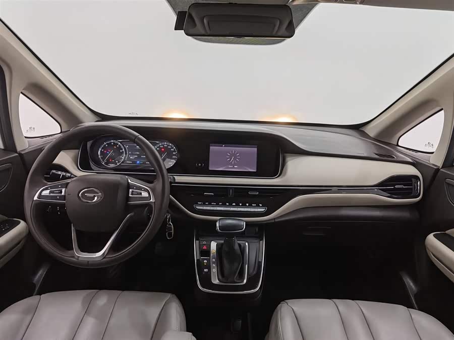 GAC Trumpchi M6 2019 car image #6