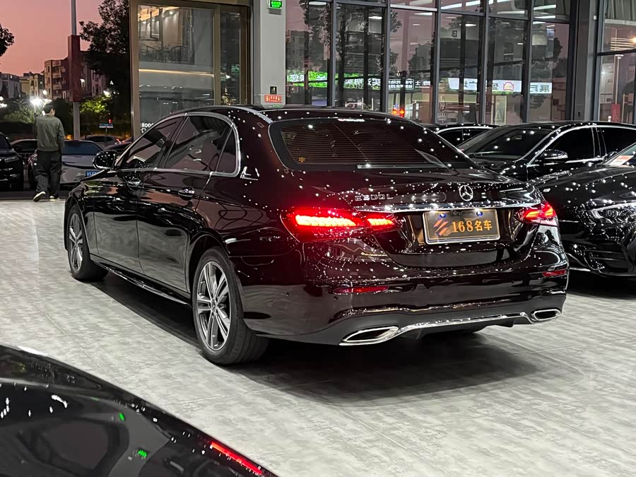Mercedes-Benz E Class 2021 car image #6