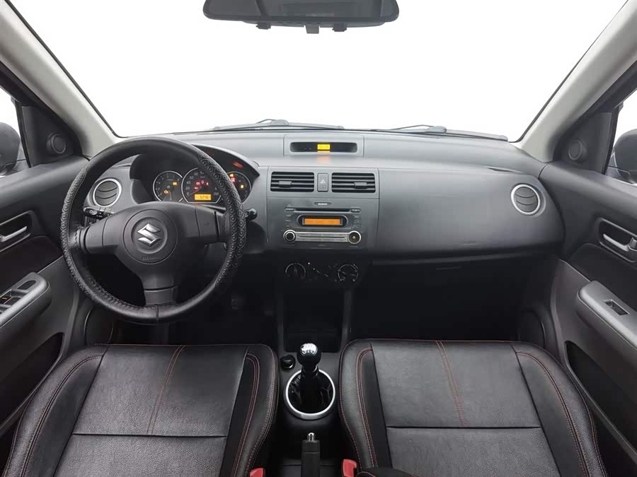 Soueast Swift 2015 car image #6
