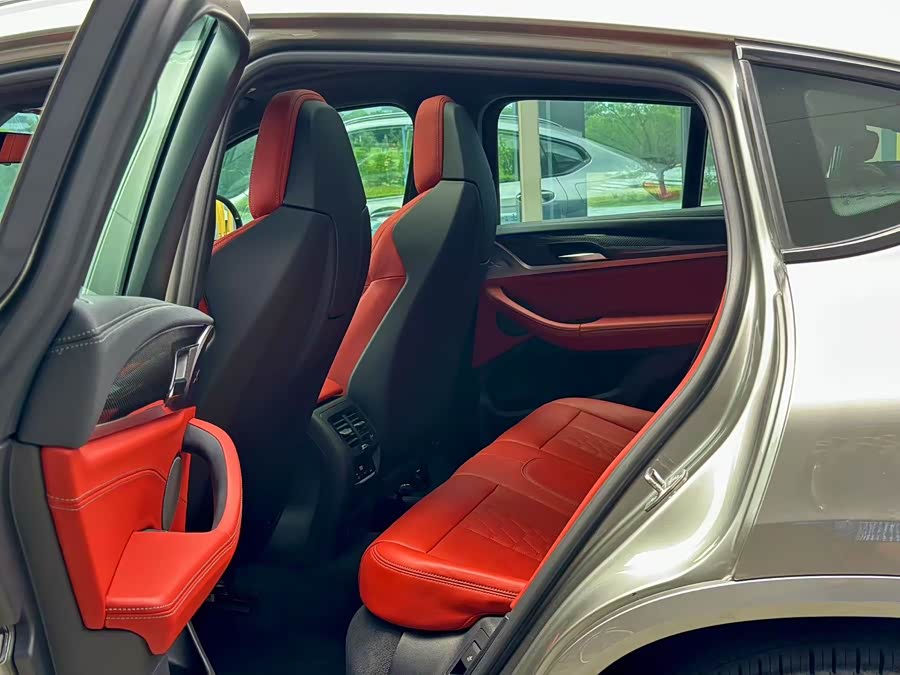 BMW X4 M 2020 car image #6