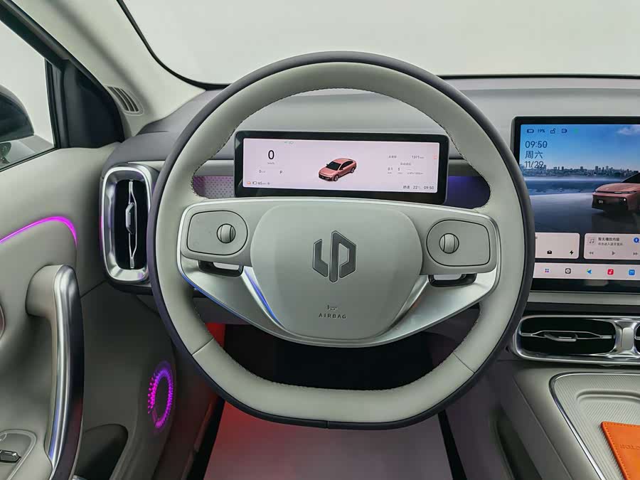 零跑汽车 零跑B01 2025 汽车图片 #6