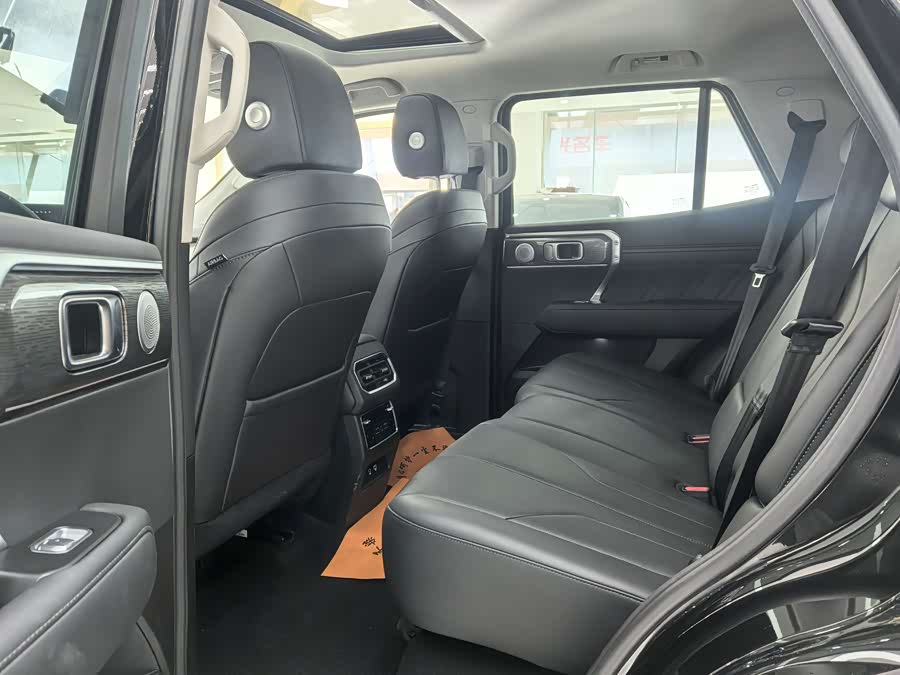 Tank 400 2025 صورة سيارة #6