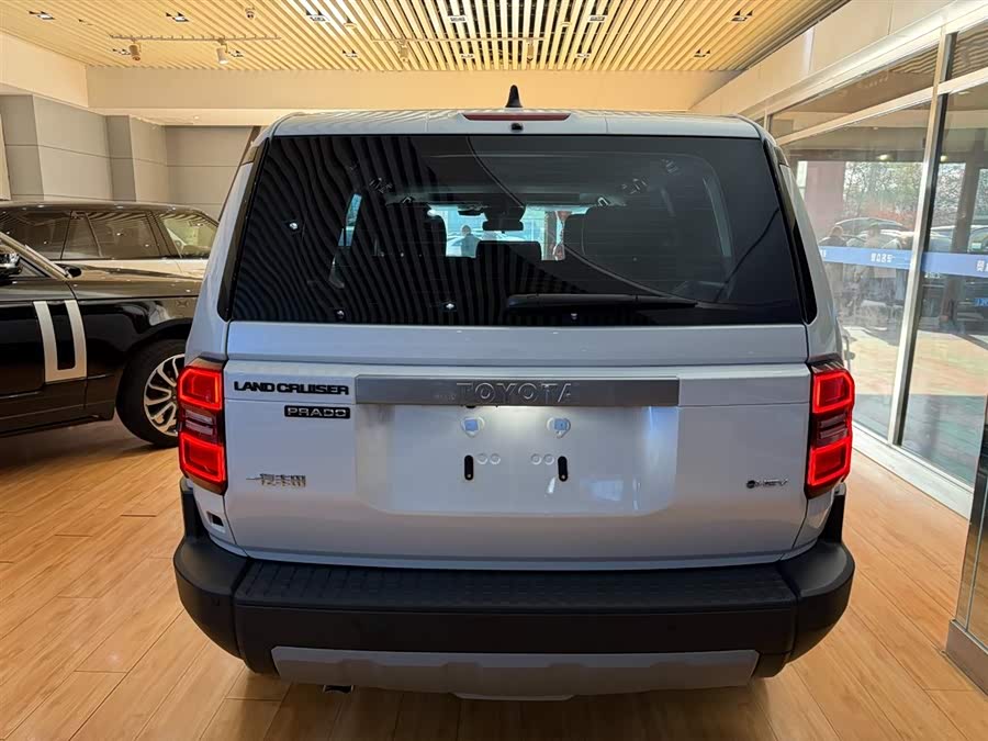 丰田 普拉多 2025 汽车图片 #6