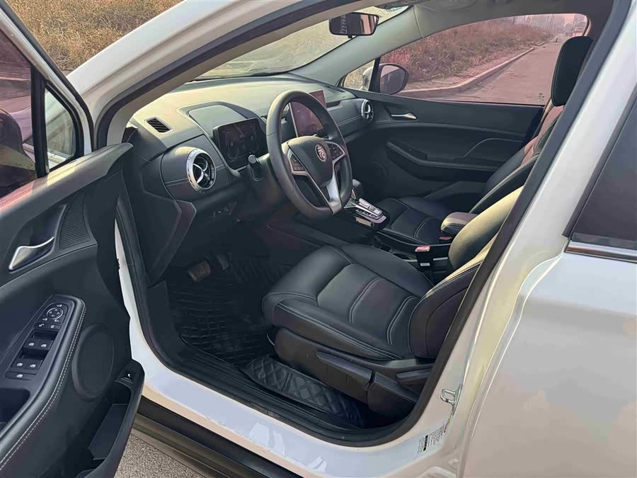 BYD Yuan New Energy 2019 imagem de carro #6