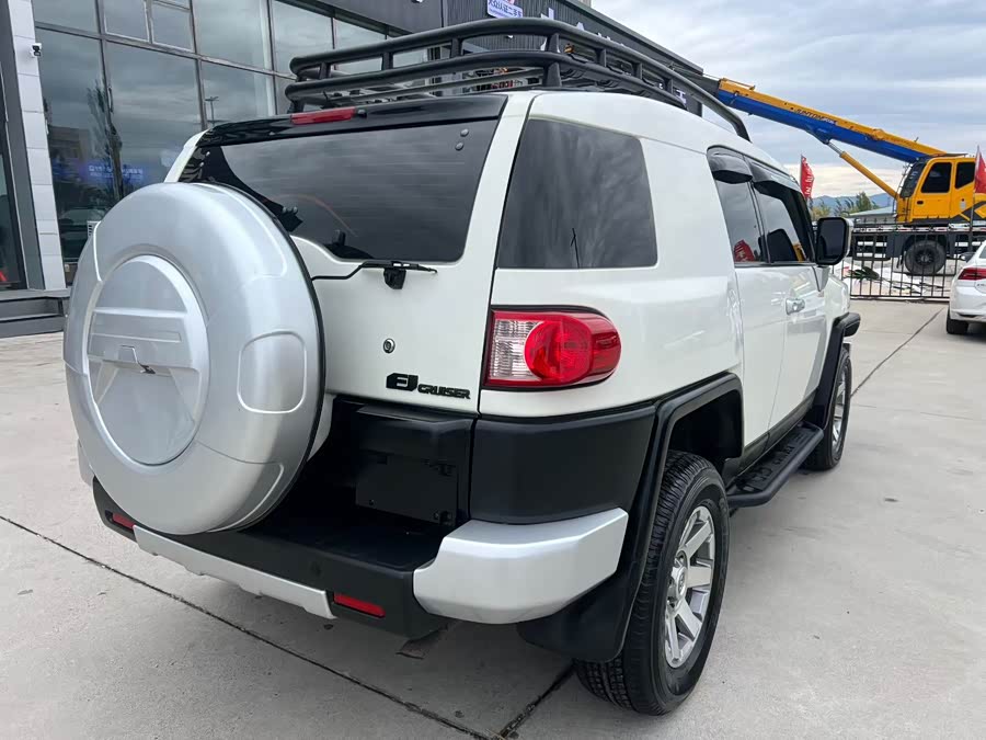 Toyota FJ Cruiser 2017 car image #6