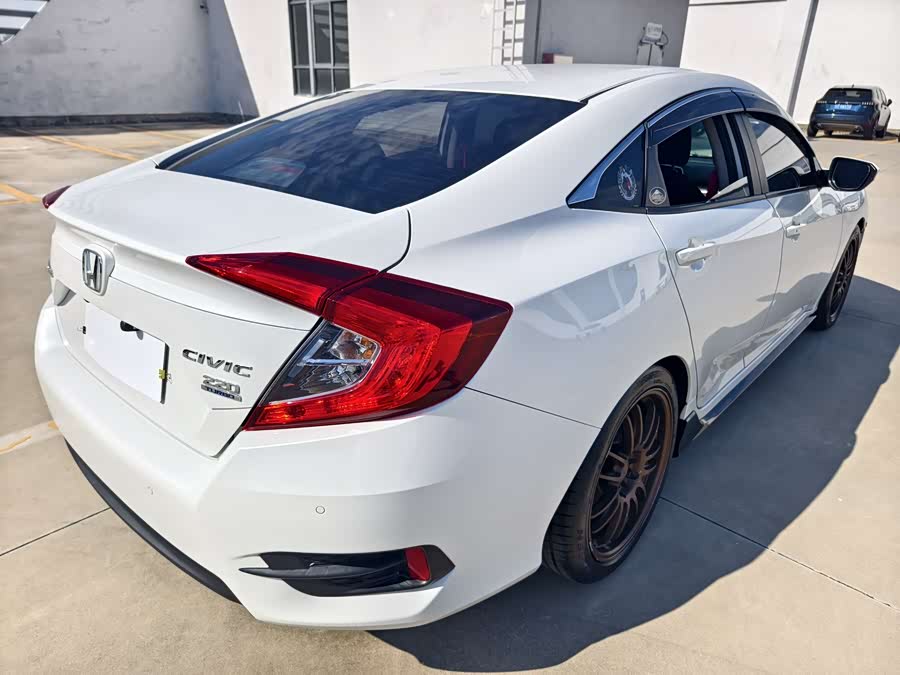 Honda Civic 2019 car image #6
