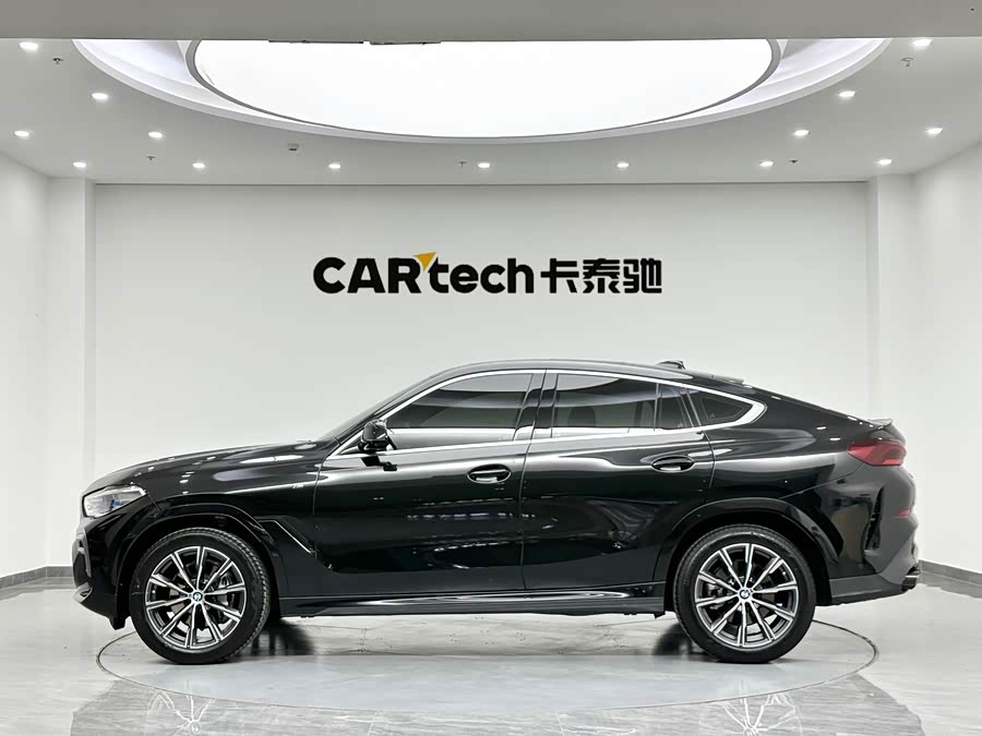 BMW X6 2022 immagine di auto #6
