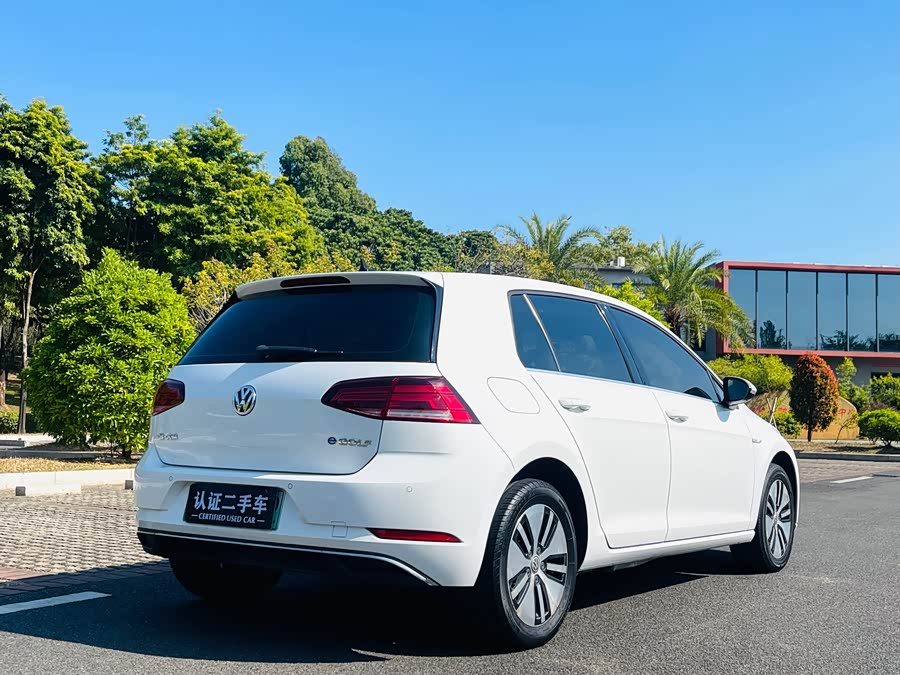 Volkswagen Golf Pure Electric 2020 imagen de coche #6