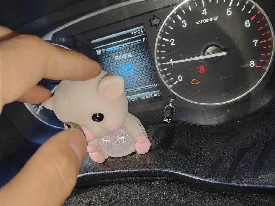 SWM X7 2018 #6 SWM X7 2018 car image #6