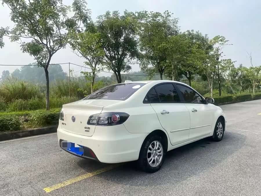 Changan Alsvin 2012 car image #6
