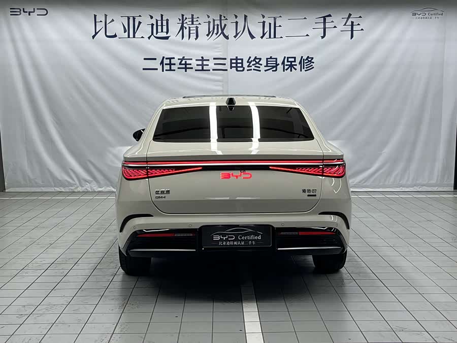 BYD Seal 07 DM-i 2025 car image #6
