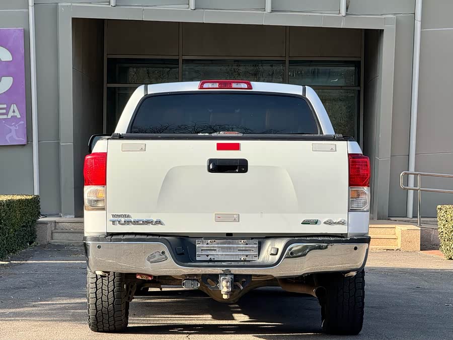 Toyota Tundra 2014 immagine di auto #6