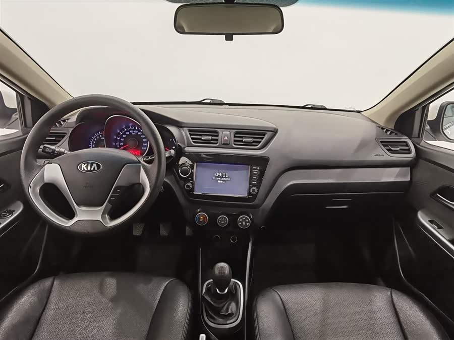 起亚 起亚K2 2015 汽车图片 #6