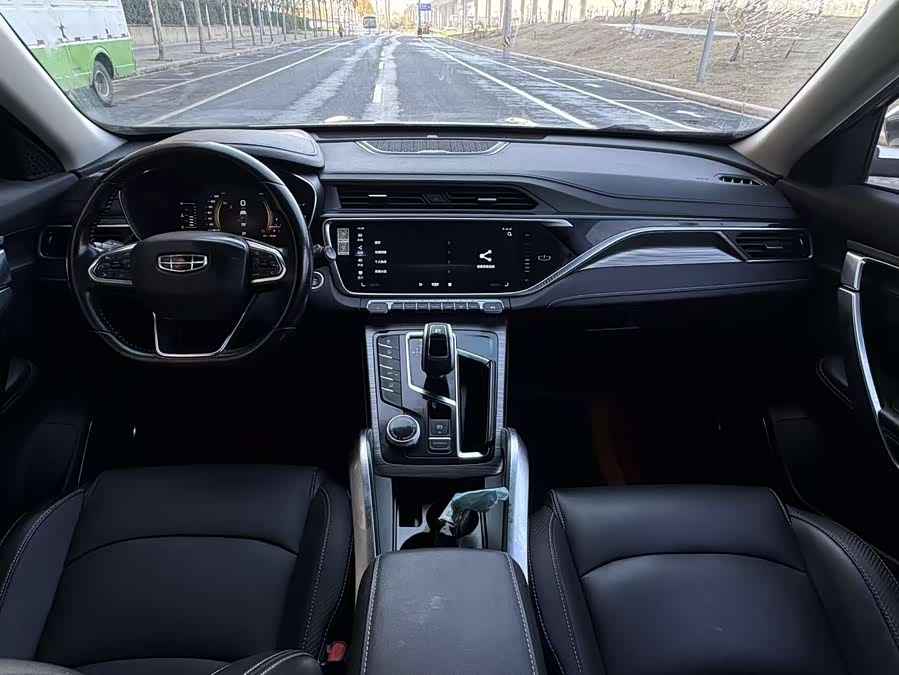 GEELY Boyue 2020 car image #6